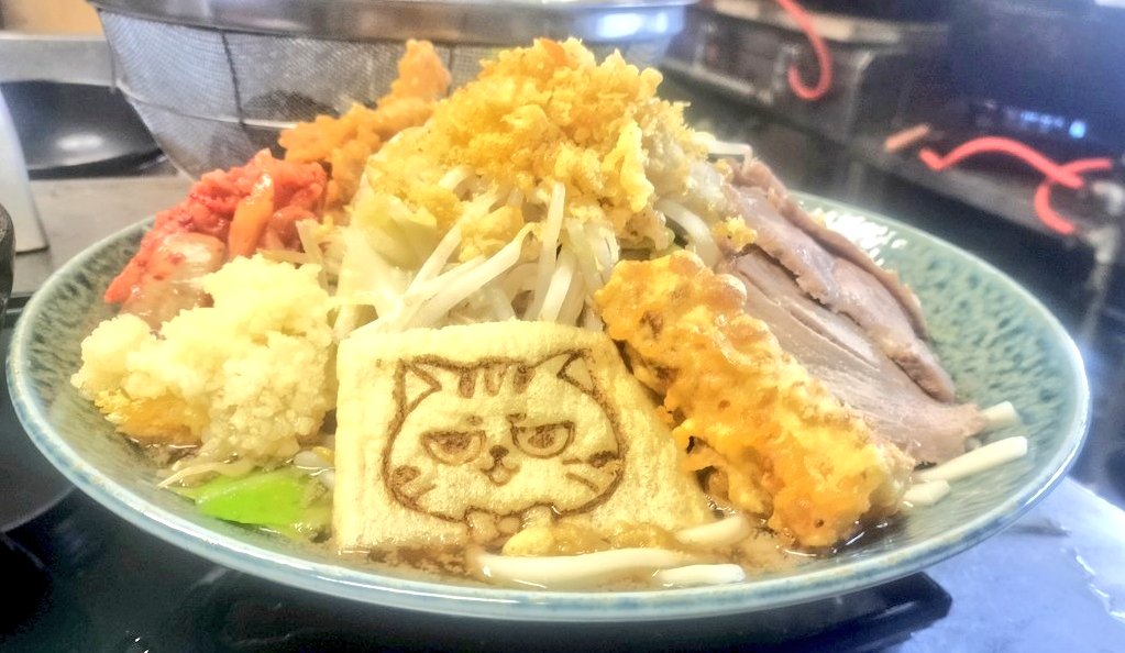 二郎系デカ盛りうどん